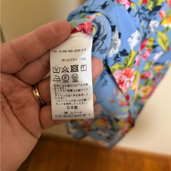 Elegant Floral Midi Dress in Blue - Picture 7 of 8